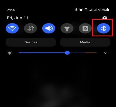 Bluetooth icon in the dropdown bar